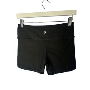 Lululemon Womens Black & Purple Yoga Shorts S, REVERSIBLE, BREATHABLE